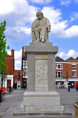 View of the Dr Samuel Johnson Statue, Lichfield
. Link to Memorials Gallery.